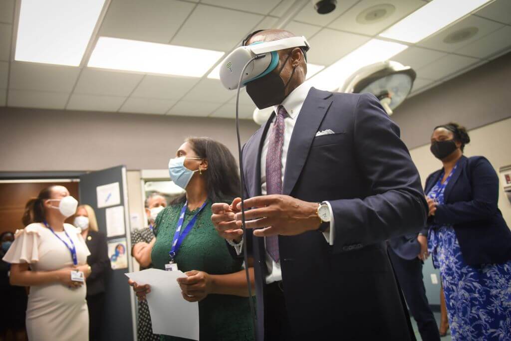 NYC Mayor Eric Adams at NYCHH - OB VR simulation and training